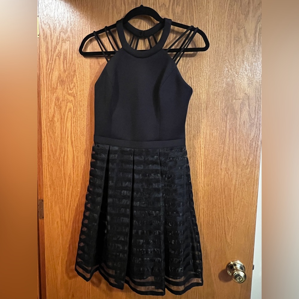 Guess Women's Evening Cocktail Party Black Dress